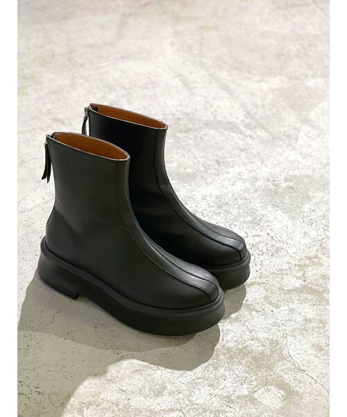 Ungrid（アングリッド）の「ミドル丈ジップデザインブーツ（ブーツ・レディース・ブラック・S/M/L）」の9枚目の写真