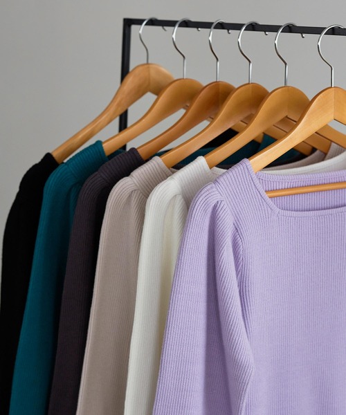 KOBE LETTUCE(コウベレタス)の「ボリュームスリーブスクエアネックもっちりリブニット(ニット/セーター・レディース・ラベンダー/グリーン/オフホワイト/イエロー/グレイッシュベージュ/ブラック/チャコール・FREE)」の14枚目の写真