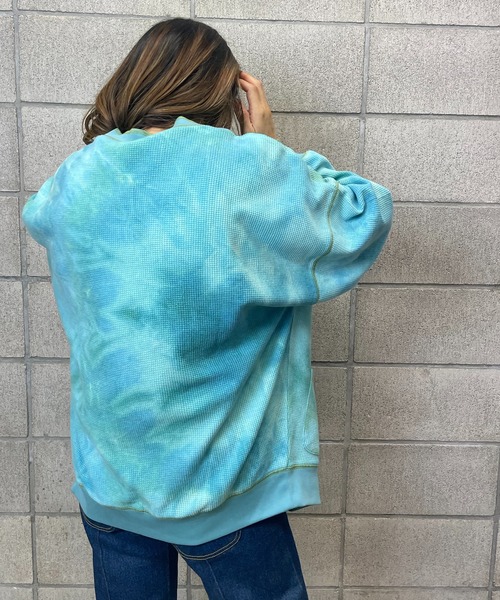 mi via loca（ミヴィアロカ）の「ワッフルタイダイVネックカーディガン（カーディガン/ボレロ・レディース・スミクロ/グリーン/パープル・FREE）」の7枚目の写真