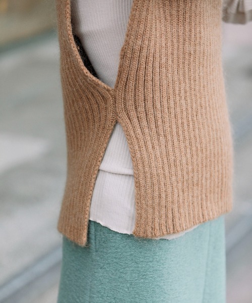 Munich（ミューニック）の「リブニットタートルネックジレ（ニット/セーター・レディース・オフホワイト/グリーン/キャメル・FREE）」の22枚目の写真