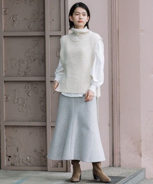 Munich（ミューニック）の「リブニットタートルネックジレ（ニット/セーター・レディース・オフホワイト/グリーン/キャメル・FREE）」の5枚目の写真