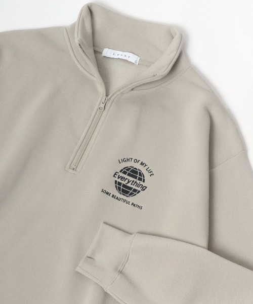 Lazar（ラザル）の「Lazar 別注 裏起毛 オーバーサイズ ワンポイント刺繍 ハーフジップ スウェット トレーナー プルオーバー/ストリート/カレッジ（スウェット・メンズ・ブラック/ブルー系その他2/グレー系その他/ブラック系その他/アッシュグレー/ダークグリーン/ホワイト/ホワイト系その他/チャコール/グリーン系その他/ブルー系その他/ベージュ/ネイビー/グレー系その他2/グリーン系その他2/グリーン系その他3/グレー系その他3/グレー系その他4・M/L/LL）」の12枚目の写真
