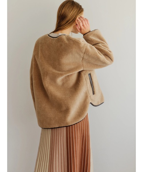 YECCA VECCA（イェッカヴェッカ）の「リバーシブルフェイク