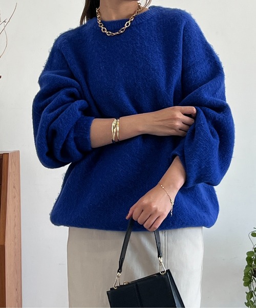 un dix cors(アンディコール)の「ゴマジャガードシンプルニットプルオーバー(ニット/セーター・レディース・レッド/チャコールグレー/ライトベージュ/ブラック/ブルー・FREE)」の4枚目の写真