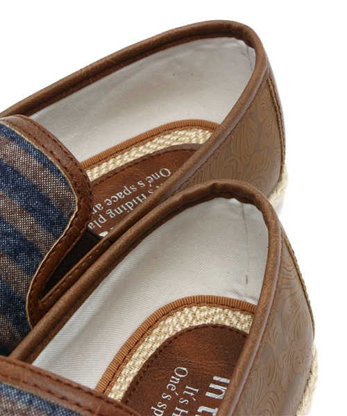 VENCEEXCHANGE（ヴァンスエクスチェンジ）の「ｼﾞｭｰﾄｿｰﾙｽﾘｯﾎﾟﾝ                  （スリッポン・メンズ・ホワイト/ブルー/ブラウン・MEDIUM/LARGE）」の9枚目の写真