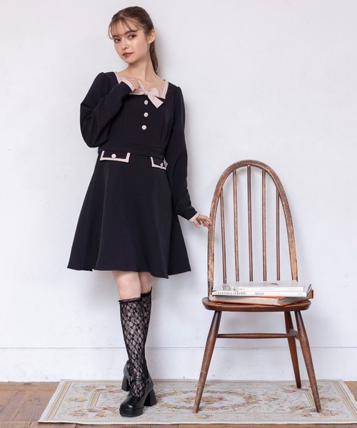 DearMyLoveRose(ディアマイラブローズ)の「スクエアネックリボンレディワンピース(ワンピース・レディース・ブラック系その他/ブラック/ベージュ系その他/ベージュ・XX-LARGE/MEDIUM/LARGE/X-LARGE)」の1枚目の写真