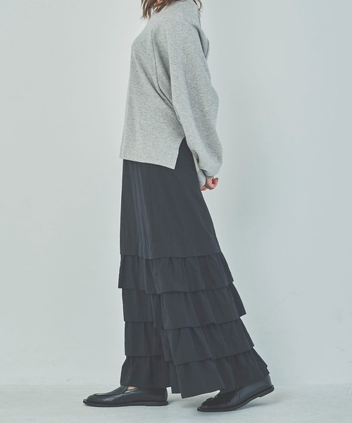 OUTERSUNSET（アウターサンセット）の「long tiered skirt（スカート・レディース・グレイッシュベージュ/ブラック・FREE）」の13枚目の写真