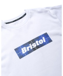 F.C.Real Bristol（エフシーレアルブリストル）の「BOX LOGO TEE