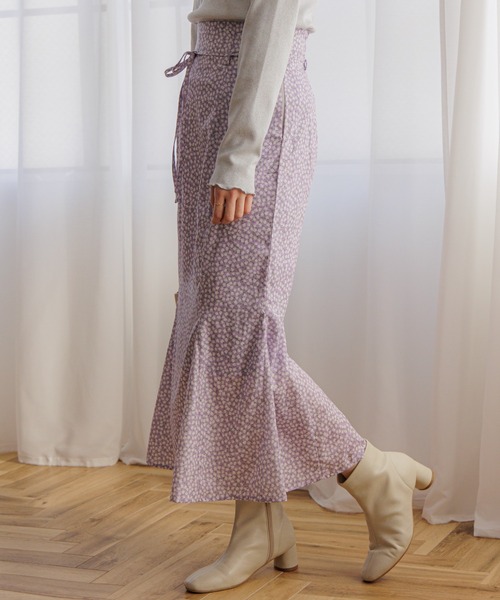 flower（フラワー）の「フローラルパピヨンスカート（スカート・レディース・ブラック/パープル・FREE）」の15枚目の写真