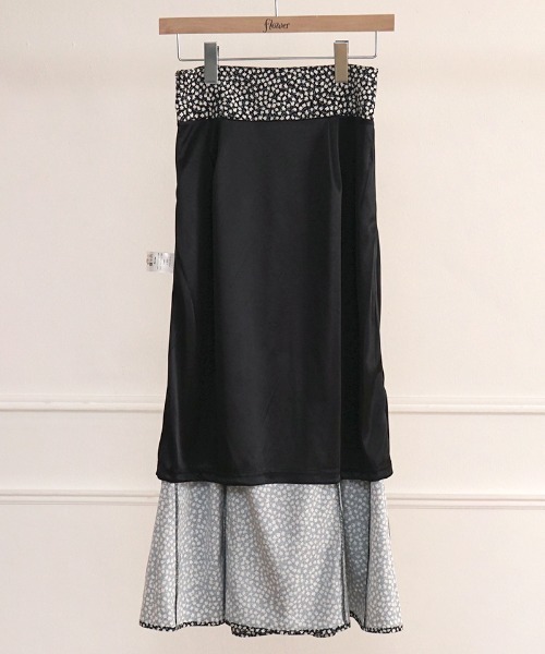 flower（フラワー）の「フローラルパピヨンスカート（スカート・レディース・ブラック/パープル・FREE）」の13枚目の写真