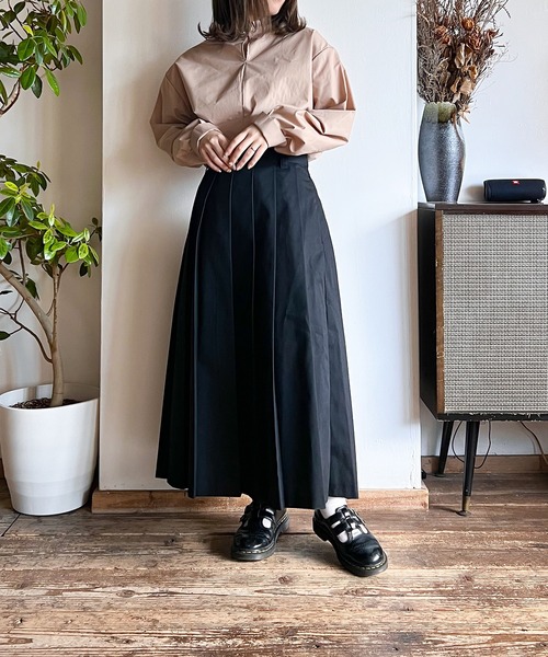 Mysa&Liina（ミーサリーナ）の「太プリーツロングスカート（スカート・レディース・アイボリー/ブラック・M/L）」の8枚目の写真