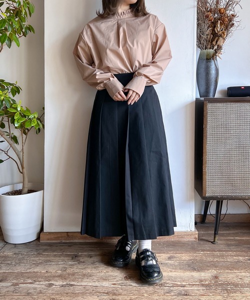 Mysa&Liina（ミーサリーナ）の「太プリーツロングスカート（スカート・レディース・アイボリー/ブラック・M/L）」の4枚目の写真