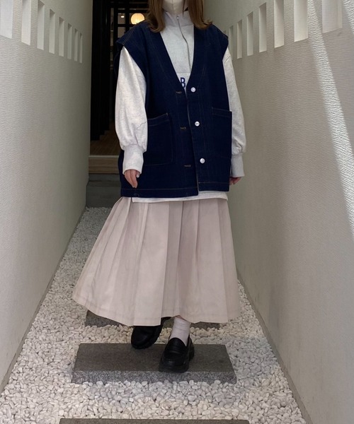 Mysa&Liina（ミーサリーナ）の「太プリーツロングスカート（スカート・レディース・アイボリー/ブラック・M/L）」の7枚目の写真