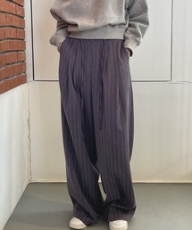 ピンストライプワイドパンツ