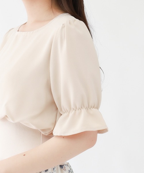 ASTORIA ODIER（アストリアオディール）の「ウエストリブ花柄ワンピース（ワンピース・レディース・ホワイト/アイボリー・SMALL/MEDIUM）」の8枚目の写真