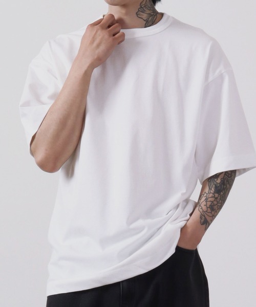 Sunny Smith(サニースミス)の「Sunnysmith へビーオンス Champion Plating 接触冷感 UVカット 半袖Tシャツ(Tシャツ/カットソー・メンズ・ブラック/オフホワイト/チャコール・M/L)」の2枚目の写真