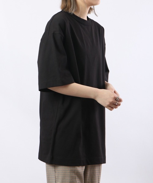 Sunny Smith(サニースミス)の「Sunnysmith へビーオンス Champion Plating 接触冷感 UVカット 半袖Tシャツ(Tシャツ/カットソー・メンズ・ブラック/オフホワイト/チャコール・M/L)」の5枚目の写真