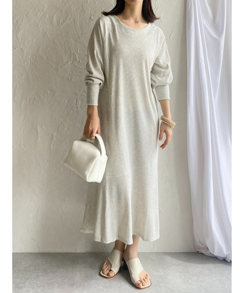 She's Closet(シーズクローゼット)の「カットリブバックオープンティアード切り替え長袖ロングマーメイドワンピース(ワンピース・レディース・ブラック/オートミール・FREE)」の16枚目の写真