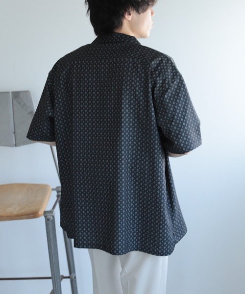 SENSE OF PLACE by URBAN RESEARCH（センスオブプレイスバイアーバンリサーチ）の「『イージーケア』コモンガラオープンカラールーズシャツB（シャツ/ブラウス・メンズ・ライトカーキ/ライトベージュ/ブラック・SMALL/MEDIUM/LARGE）」の7枚目の写真