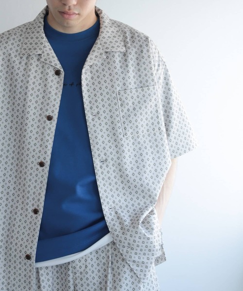 SENSE OF PLACE by URBAN RESEARCH（センスオブプレイスバイアーバンリサーチ）の「『イージーケア』コモンガラオープンカラールーズシャツB（シャツ/ブラウス・メンズ・ライトカーキ/ライトベージュ/ブラック・SMALL/MEDIUM/LARGE）」の16枚目の写真