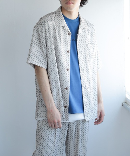 SENSE OF PLACE by URBAN RESEARCH（センスオブプレイスバイアーバンリサーチ）の「『イージーケア』コモンガラオープンカラールーズシャツB（シャツ/ブラウス・メンズ・ライトカーキ/ライトベージュ/ブラック・SMALL/MEDIUM/LARGE）」の19枚目の写真