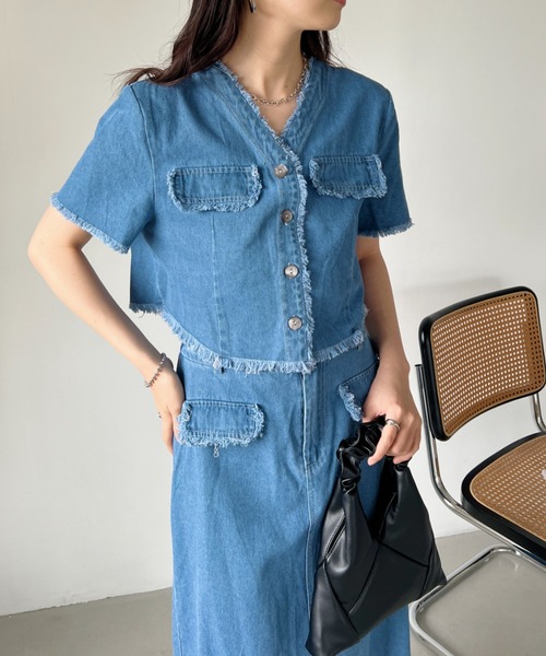 CLEA(クレア)の「【2点SET】フリンジデニムショート丈ジャケット+ロングスカート セットアップ(セットアップ・レディース・ブルー/ライトブルー・M/L)」の10枚目の写真