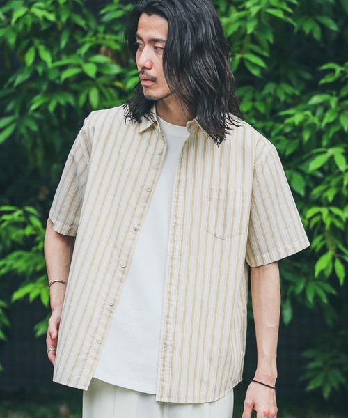 URBAN RESEARCH Sonny Label(アーバンリサーチサニーレーベル)の「リネン混半袖シャツ(シャツ/ブラウス・メンズ・イエロー系その他/ホワイト/ネイビー/グリーン/ブルー系その他/グレー系その他・MEDIUM/X-LARGE/LARGE)」の16枚目の写真