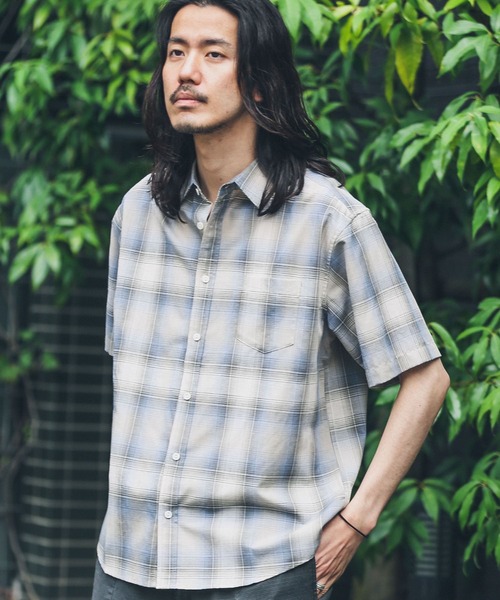 URBAN RESEARCH Sonny Label(アーバンリサーチサニーレーベル)の「リネン混半袖シャツ(シャツ/ブラウス・メンズ・イエロー系その他/ホワイト/ネイビー/グリーン/ブルー系その他/グレー系その他・MEDIUM/X-LARGE/LARGE)」の19枚目の写真