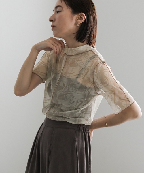 select MOCA（セレクトモカ）の「2WAYニュアンスプリントハイネックシアートップス（Tシャツ/カットソー・レディース・ブルー/イエロー/ベージュ/ライトグリーン・FREE）」の17枚目の写真