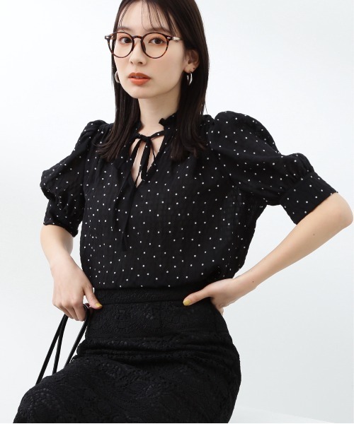 N.（N. Natural Beauty Basic）（エヌエヌナチュラルビューティーベーシック）の「◆フロントリボンドットブラウス（シャツ/ブラウス・レディース・ホワイト系その他/ブラック系その他・MEDIUM）」の11枚目の写真