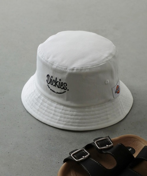 Dickies(ディッキーズ)の「Dickies キッズ ロゴ刺繍バケットハット(ハット・キッズ・オフホワイト/ブラック/ネイビー・FREE)」の1枚目の写真
