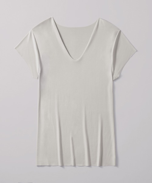 GUNZE(グンゼ)の「ADVANCE LABEL/アドバンスレーベル 半袖Uネック CUT OFF 持続消臭(インナーウェア/肌着・メンズ・ネイビー/ナチュラル/ライトブラウン/カーキ/スモークピンク/ブラック/ライトグレー/ベージュ系その他/ホワイト/ブラウン・SMALL/MEDIUM/LARGE)」の4枚目の写真