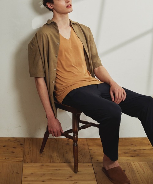 GUNZE(グンゼ)の「ADVANCE LABEL/アドバンスレーベル 半袖Uネック CUT OFF 持続消臭(インナーウェア/肌着・メンズ・ネイビー/ナチュラル/ライトブラウン/カーキ/スモークピンク/ブラック/ライトグレー/ベージュ系その他/ホワイト/ブラウン・SMALL/MEDIUM/LARGE)」の1枚目の写真