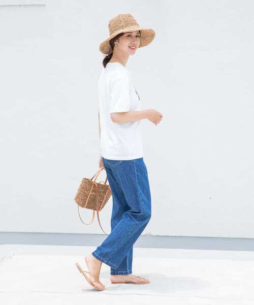 URBAN RESEARCH DOORS(アーバンリサーチドアーズ)の「ロゴプリントTシャツ(Tシャツ/カットソー・レディース・オフホワイト/ネイビー/ピンク・MEDIUM)」の9枚目の写真