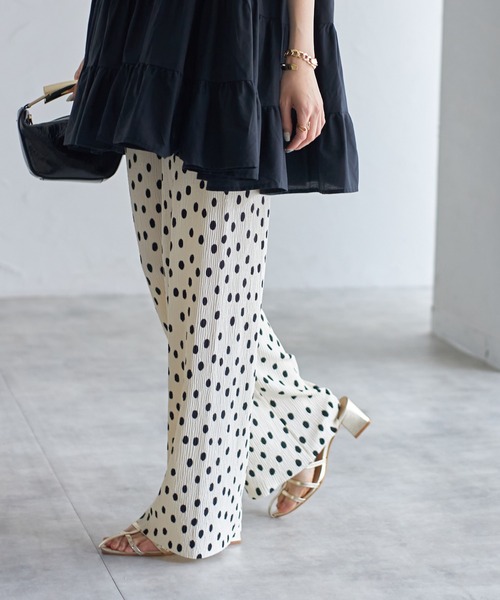 each(イーチ)の「セルフカット無地&アソート柄リラックスパンツ(その他パンツ・レディース・ブラック/ダークブラック/ダークグレー/ブラック系その他/ベージュ/スモークピンク/グリーン/アイボリー/ホワイト/ホワイト系その他/レオパード/ブラウン系カモフラージュ/ブラック系その他2/グレー系カモフラージュ/ゼブラ・FREE)」の17枚目の写真