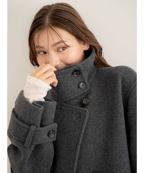 Ungrid(アングリッド)の「スタンドカラールーズコート(その他アウター・レディース・レッド/チャコールグレー/アイボリー・MEDIUM/SMALL)」の9枚目の写真