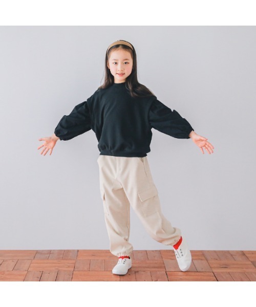 NHT(エヌエイチティー)の「エヌエイチティー レイヤード風トレーナー(スウェット・キッズ・チョコ/アイボリー/ブラック・130cm/140cm/150cm/120cm/110cm)」の13枚目の写真