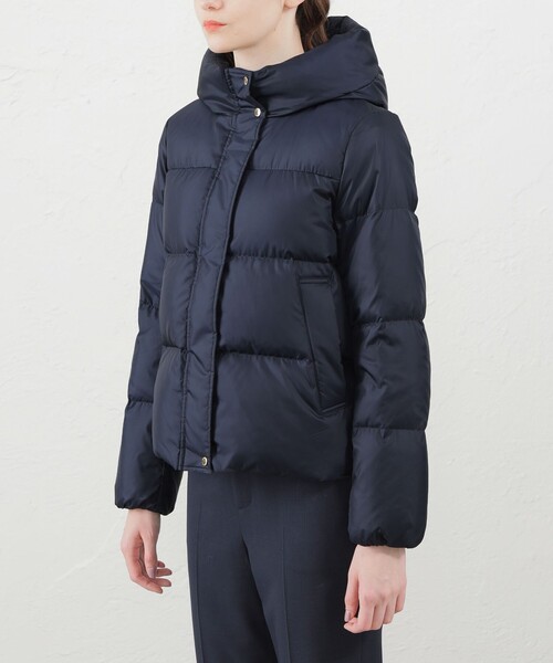 MACKINTOSH PHILOSOPHY（ﾏｯｷﾝﾄｯｼｭ ﾌｨﾛｿﾌｨｰ）の「【WEB限定&一部店舗限定】フーデッドショートダウン（トレンチコート・レディース・ブラック/ダークネイビー・38/36）」の12枚目の写真