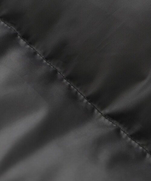 MACKINTOSH PHILOSOPHY（ﾏｯｷﾝﾄｯｼｭ ﾌｨﾛｿﾌｨｰ）の「【WEB限定&一部店舗限定】フーデッドショートダウン（トレンチコート・レディース・ブラック/ダークネイビー・38/36）」の7枚目の写真