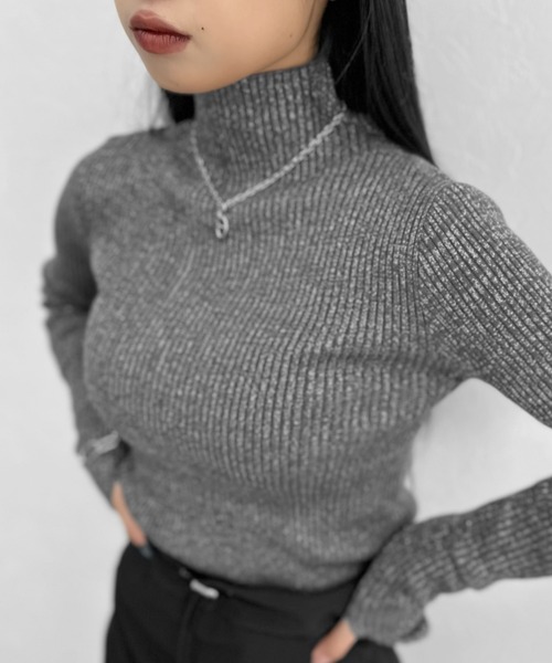 LVEU.（ラブユ.）の「【LVEU.】ラメ糸ハイネックニットプルオーバー / ラメニット ハイネック ブラック ZOZOTOWN限定（ニット/セーター・レディース・ブラック・FREE）」の10枚目の写真