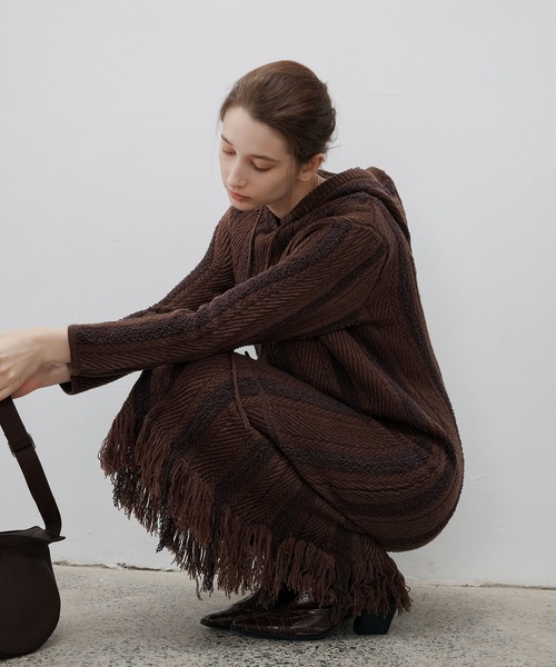 tageechita（タジチタ）の「【tageechita】フード付きフリンジニットワンピース（ワンピース・レディース・オフホワイト/ブラウン・L/M/S）」の4枚目の写真