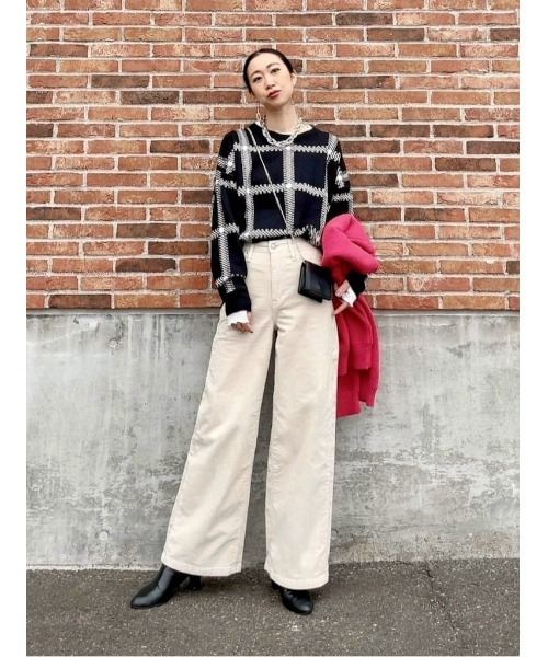 HONEYSUCKLE ROSE（ハニーサックルローズ）の「HONEYSUCKLE ROSE(ハニーサックルローズ)マシュマロタッチクルーニット（ニット/セーター・レディース・ホワイト×ブラック・M/L）」の15枚目の写真