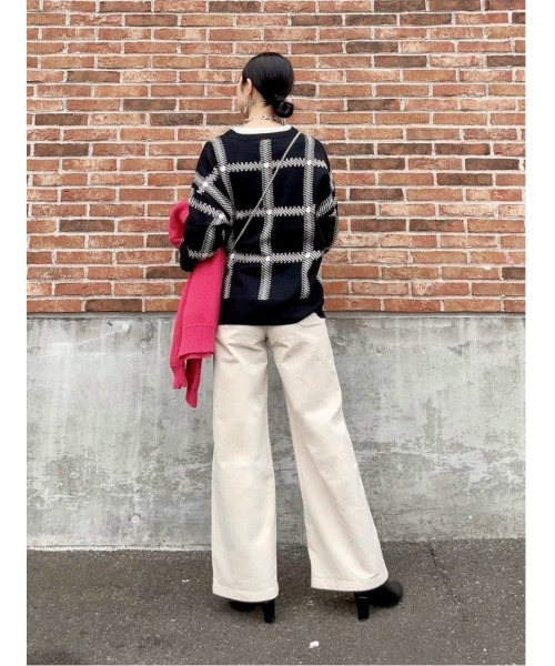 HONEYSUCKLE ROSE（ハニーサックルローズ）の「HONEYSUCKLE ROSE(ハニーサックルローズ)マシュマロタッチクルーニット（ニット/セーター・レディース・ホワイト×ブラック・M/L）」の17枚目の写真