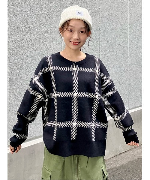 HONEYSUCKLE ROSE（ハニーサックルローズ）の「HONEYSUCKLE ROSE(ハニーサックルローズ)マシュマロタッチクルーニット（ニット/セーター・レディース・ホワイト×ブラック・M/L）」の22枚目の写真