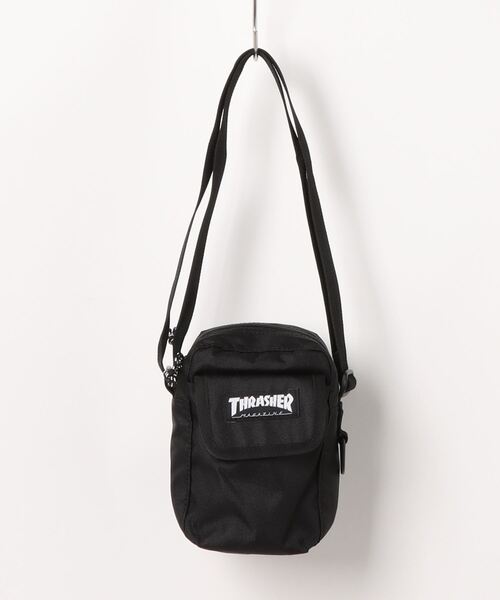 THRASHER（スラッシャー）の「撥水加工 縦型 ミニショルダーポーチ BENCHMARKシリーズ（ショルダーバッグ・メンズ・ブラック・FREE）」の3枚目の写真