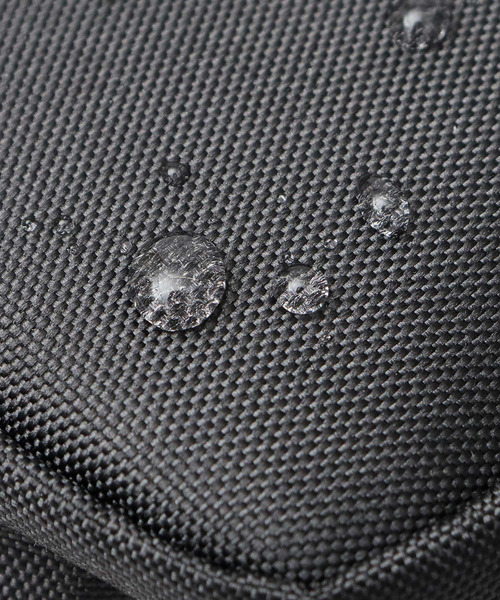 THRASHER（スラッシャー）の「撥水加工 縦型 ミニショルダーポーチ BENCHMARKシリーズ（ショルダーバッグ・メンズ・ブラック・FREE）」の20枚目の写真