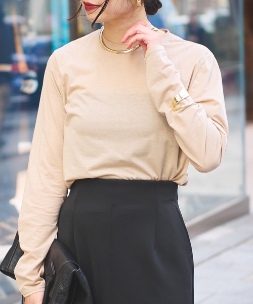 RIVE DROITE(リヴドロワ)の「セミシアーロンT(Tシャツ/カットソー・レディース・ベージュ/ブラック/ホワイト・FREE)」の3枚目の写真