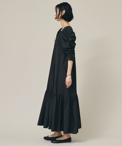 【タイムセール中美品✴︎】カレンソロジーのベルフラワーワンピース タイムセール中美品✴︎】カレンソロジーのベルフラワーワンピース