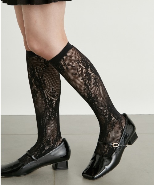 LILY BROWN（リリーブラウン）の「シアーレースハイソックス（ソックス/靴下・レディース・A/B/C/D・FREE）」の3枚目の写真