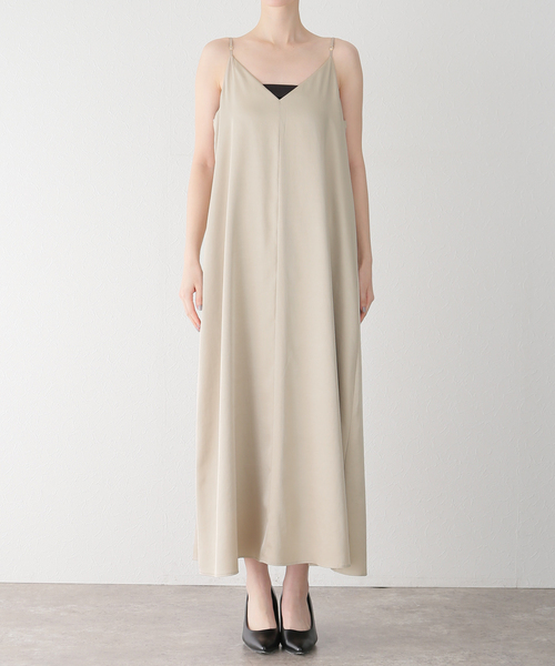 Noble（ノーブル）の「コンフォータブルキャミワンピース（ワンピース・レディース・ベージュ/チャコールグレー・FREE）」の20枚目の写真